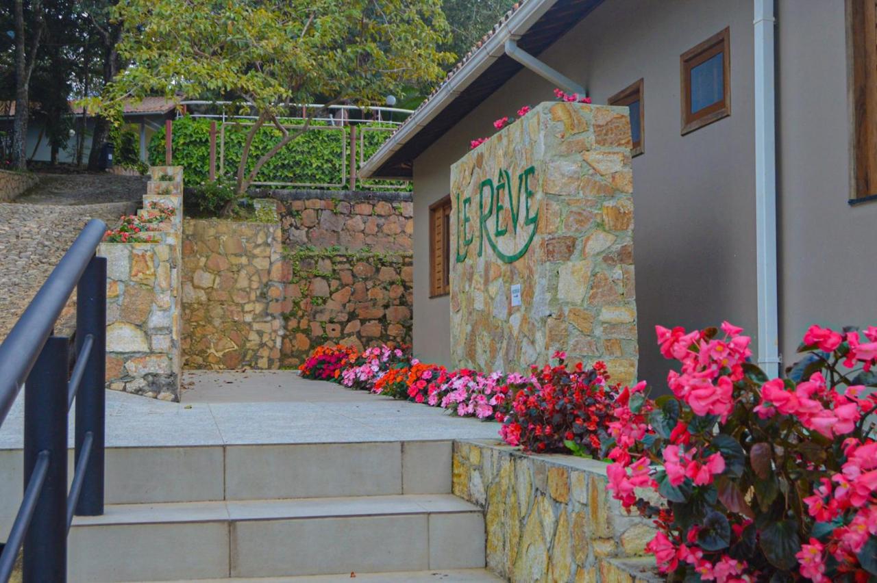 Le Reve Pousada E Restaurante Гуарамиранга Екстериор снимка